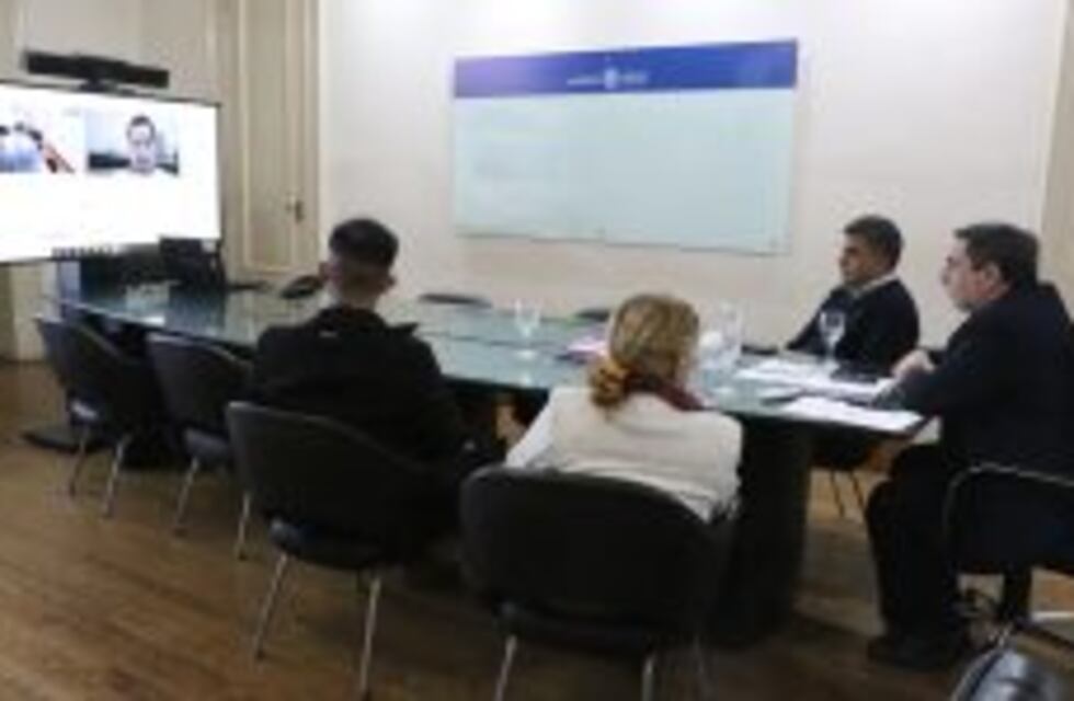 Medina Ruiz evaluó la situación sanitaria: descenso del dengue y control de bronquiolitis