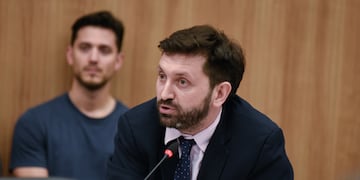 El diputado por Buenos Aires Pablo Juliano es el presidente el nuevo bloque radical