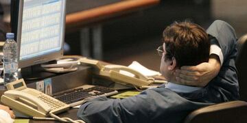 Subsidios sí, dólares no: cómo son las nuevas restricciones del cepo cambiario