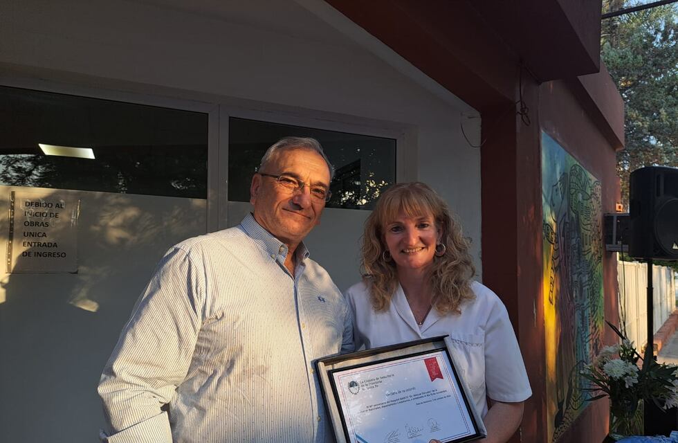 Alcides Calvo estuvo presente en el 80° aniversario del hospital de Sunchales