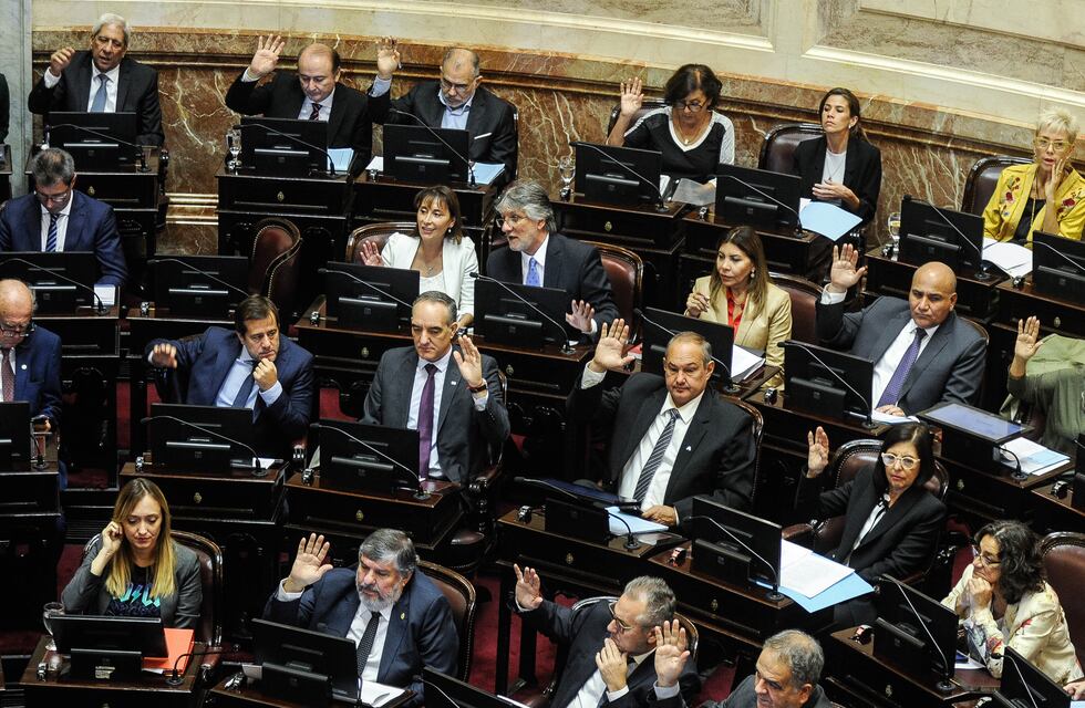 Marcha atrás con el aumento a senadores: la solicitud que le hicieron a Villarruel