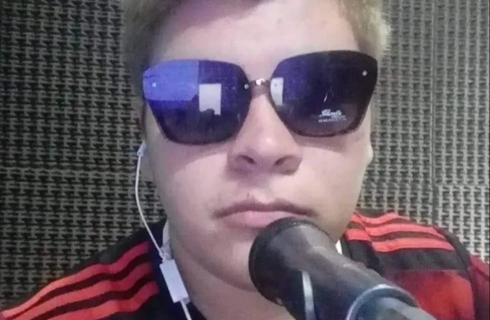 El joven con discapacidad de Valle Fértil que la rompe en la radio y sueña con entrevistar a Gallardo
