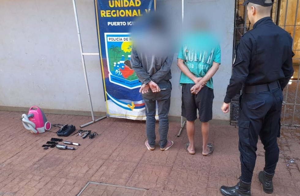 Comandante Andresito: tres jóvenes detenidos por hechos de robo