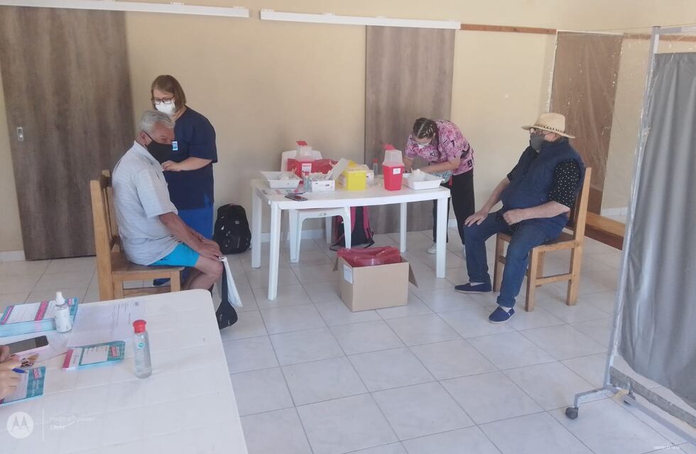 Jornada de vacunación en Pehuen Co
