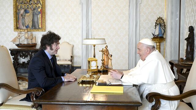 Javier Milei y el papa Francisco, reunidos de manera privada en el Vaticano. Foto: Gentileza