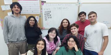 Los integrantes del nuevo centro de estudiantes del ISP N° 2.