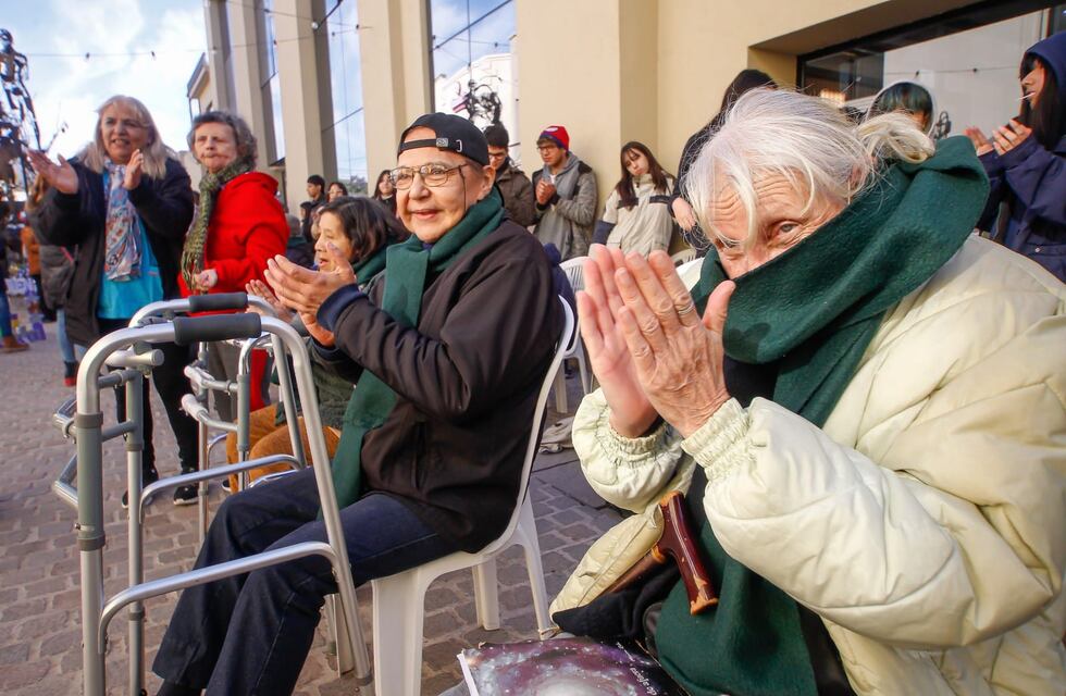 Tafí Viejo promueve el buen trato hacia los adultos mayores