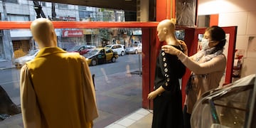 Para la FEM, la caida en las ventas del comercio minorista en Mendoza durante 2020 fue del 24%. Ignacio Blanco/Los Andes