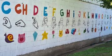 El mural inclusivo del jardín Sarmiento, en Mendiolaza.