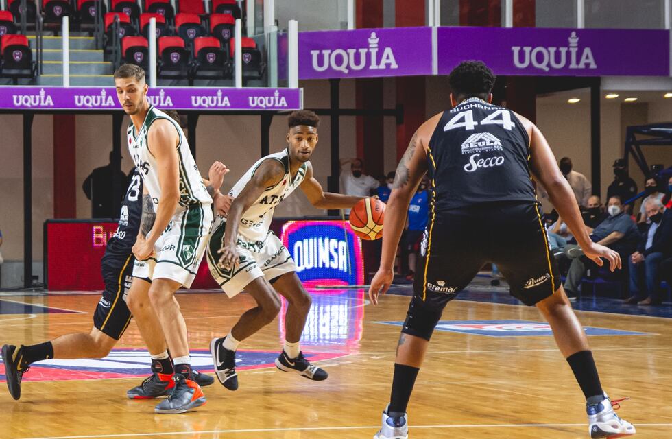 Reaccionó Atenas y lo dio vuelta ante Olímpico por el Súper 20