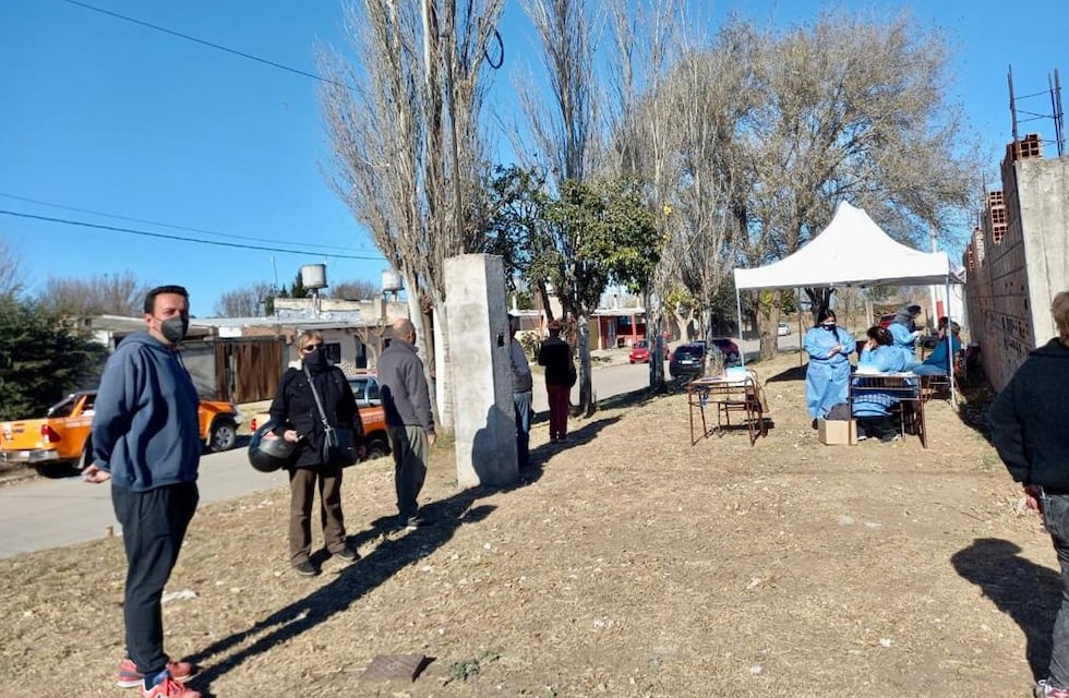 Operativos para detectar Covid-19 en Juston Daract y Candelaria