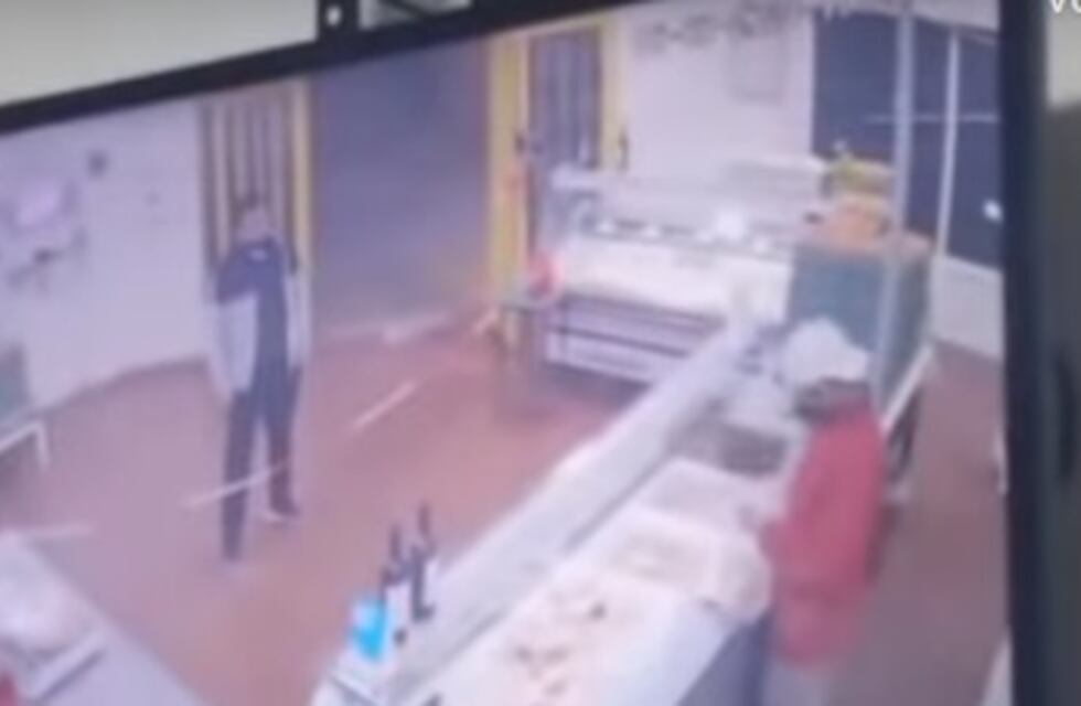 Tres minutos de terror: así fue el robo a mano armada en una pollería sanjuanina