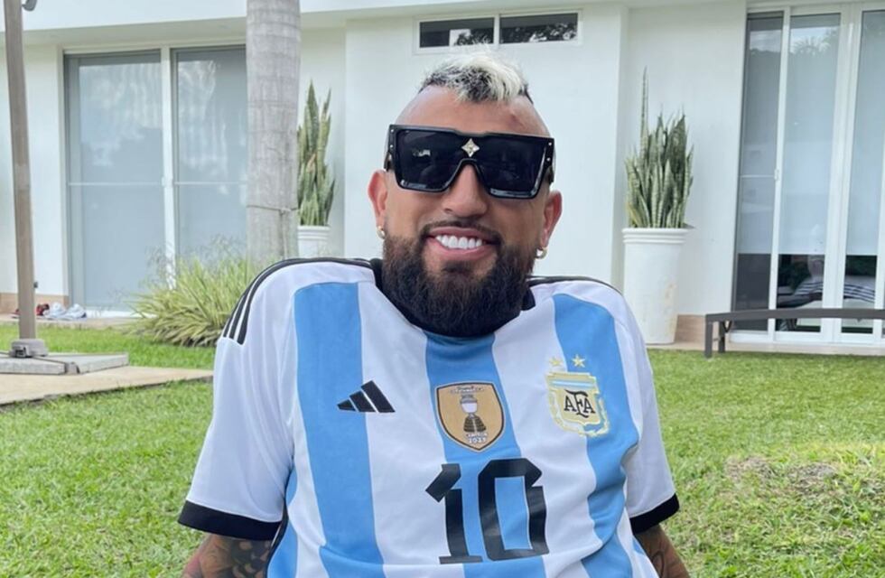 El gesto de un jugador de Boca con Arturo Vidal antes del partido con River