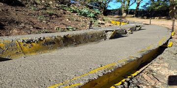 Arreglos de calzada en la calle La Pampa de Eldorado