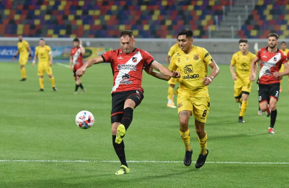 Mitre (SdE) derrotó a Deportivo Maipú 3-1 por la Primera Nacional