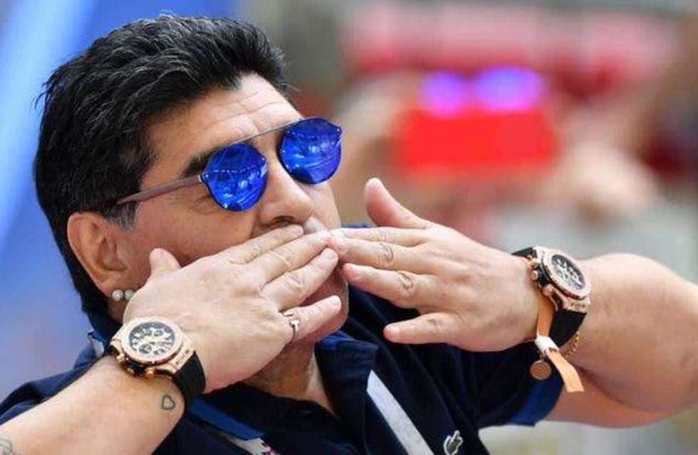 Según nuevos audios, el entorno de Diego Maradona le daba alcohol y marihuana