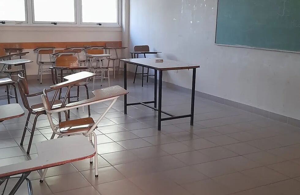 El paro docente en Rosario se extiende a la UNR por adhesión gremial