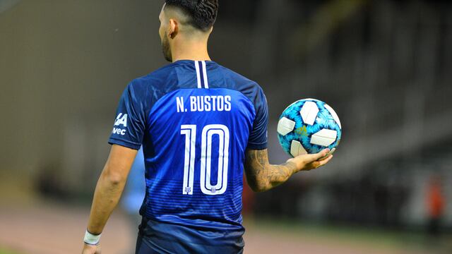 Nahuel Bustos usando "la 10" de Talleres el 11 de marzo de 2020, cuando el equipo enfrentó a San Lorenzo.