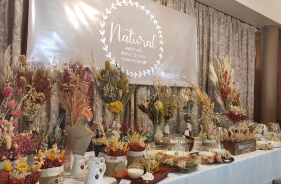 Posadas: exposición de bazar y cristalería en el Hotel Julio César