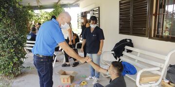 El Intendente Daniel Gómez Gesteira, visitó el hogar de día  Villa Alegre.