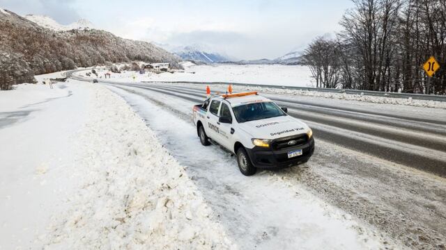Las cubiertas 'cuatro estaciones' deben contar con el holograma que certifique su homologación para condiciones invernales.