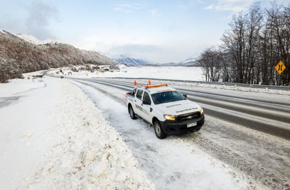 Autorizan el uso de cubiertas ‘cuatro estaciones’ con homologación en Tierra del Fuego