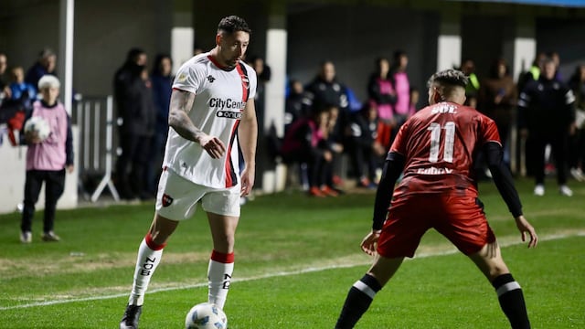 Armando Méndez volvió a jugar luego de su lesión muscular.