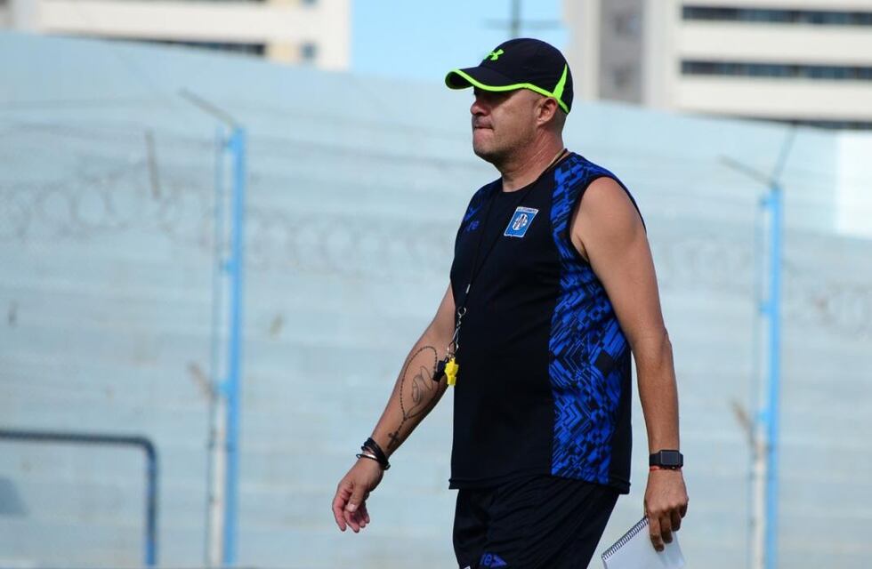 Marcelo Vázquez, el DT del que se habla en Instituto: “Me gustaría porque tiene aspiraciones de ascender”