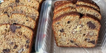 La receta de budín de banana y zanahoria.