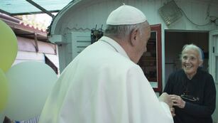 El Papa y su amiga Sor Geneviève Jeanningros