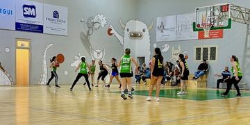 Básquet femenino Cultural Arroyito