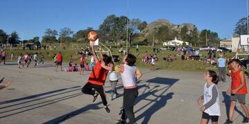 Así fue la iniciativa que acerca el deporte a los barrios de Tandil