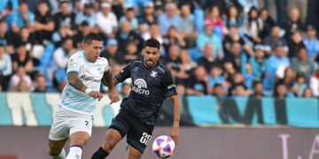 Franco Jara en el duelo Belgrano-Atlético Tucumán.