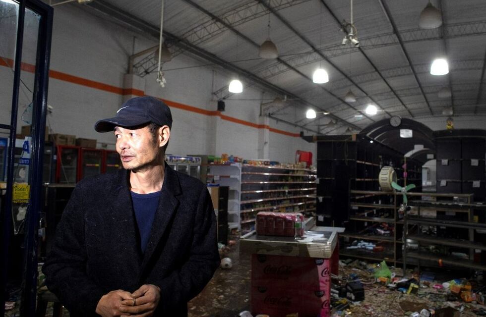 Saqueos o robos piraña potenciados por las redes y la triste comparación con la crisis de 2001