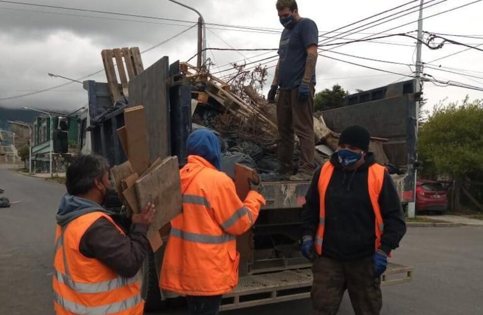 Se realizó la limpieza y retiro de voluminosos en barrio Malvinas