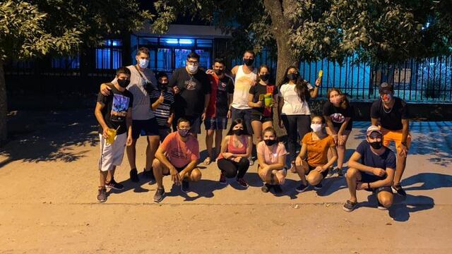 Pérez pintaron lomos de burro (Facebook)