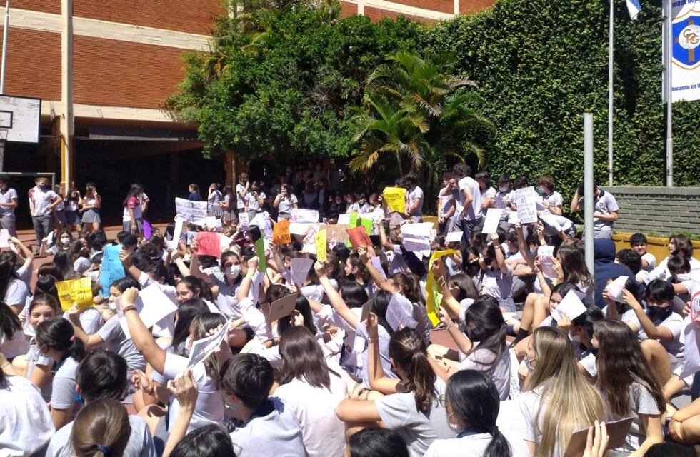 Piden jury contra el juez Jiménez por la causa de acoso sexual en el colegio religioso de Posadas