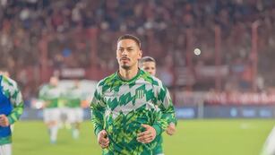 Matías Romero, jugador de Banfield que podría recalar en la Gloria. (Prensa Banfield).