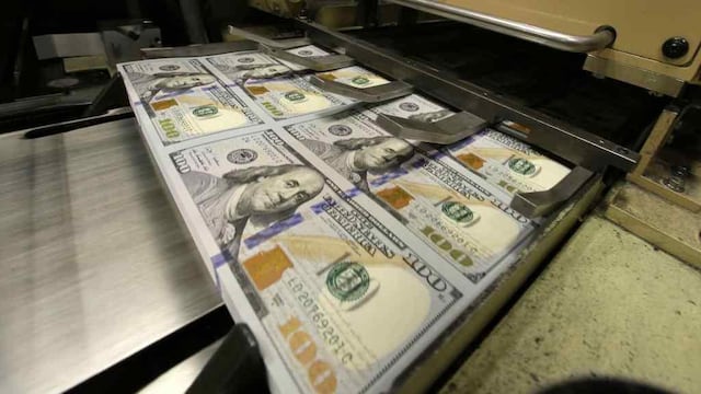 Baja el dólar Qatar (Archivo/AP).