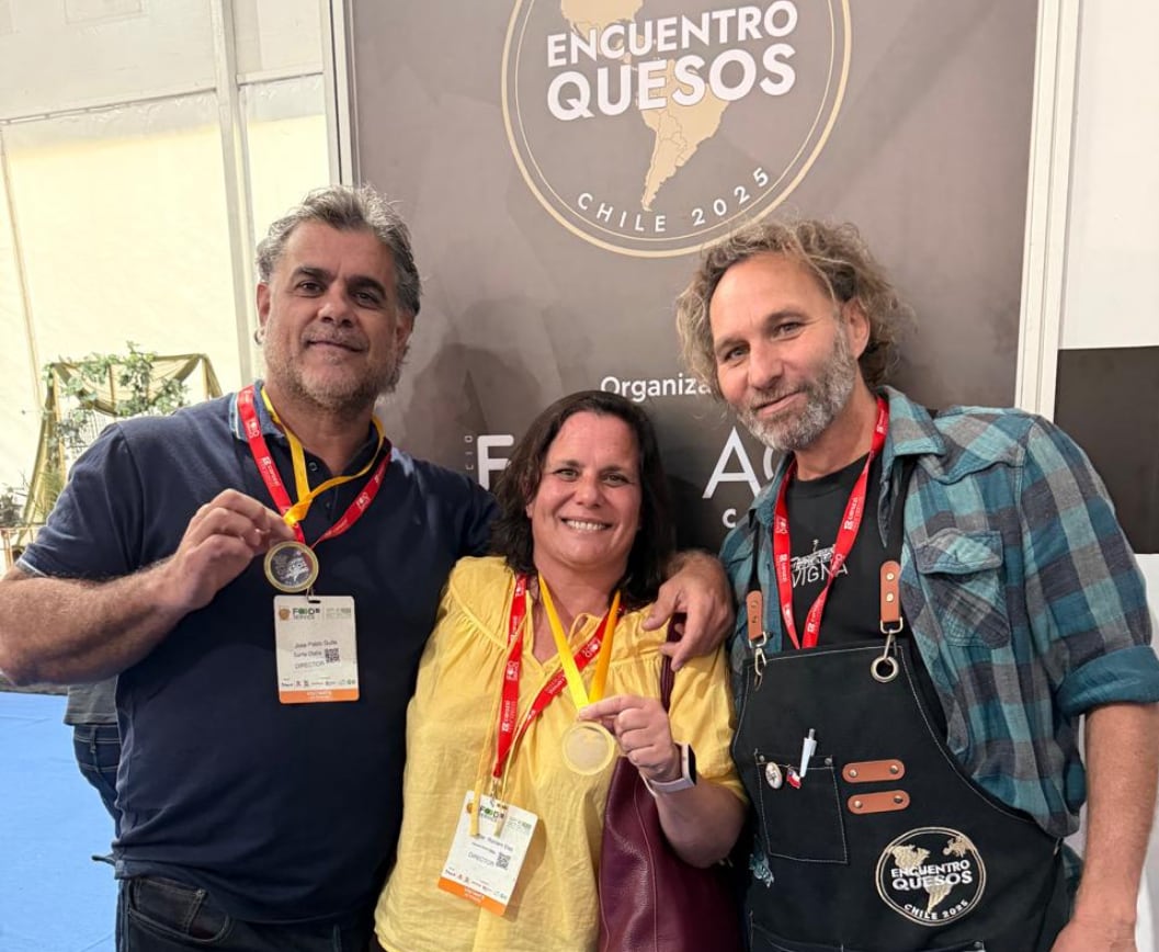 Los representantes de Santa Olalla en Chile.