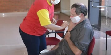 Puerto Rico continúa inoculando a sus habitantes