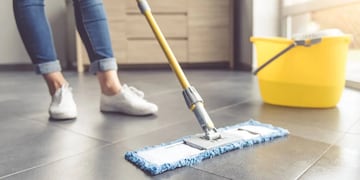 El bicarbonato de sodio es aliado clave en la limpieza de pisos y su uso se expande en hogares de todo el mundo.