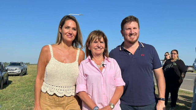 La exministra nacional viajó a Uranga junto a Carolina Losada y Federico Angelini.