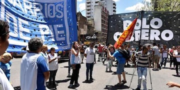 Organizaciones sociales. Se movilizan mañana en Córdoba. (R. Pereyra / La Voz / Archivo).