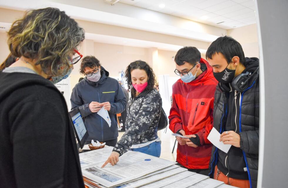 Lanzan un catalogo con las ofertas academias disponibles en toda la Provincia