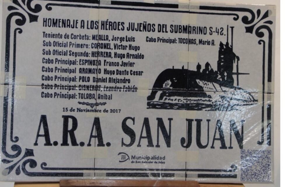Tripulates jujeños del ARA San Juan, en homenaje perpetuo del barrio Gorriti