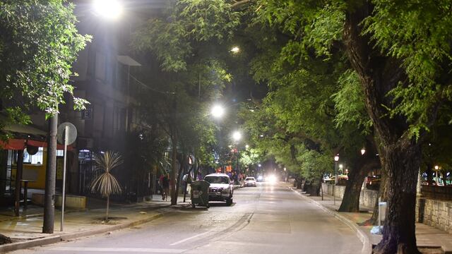 Los jóvenes circulan con temor por la zona céntrica de Córdoba. (Municipalidad de Córdoba)
