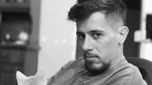 Christian Dupuy pidió justicia por Fernando y se conmovió al ver una foto de los padres del joven en el altar.