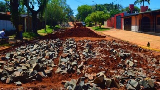 Posadas: ejecutan obras de empedrado en zona oeste.