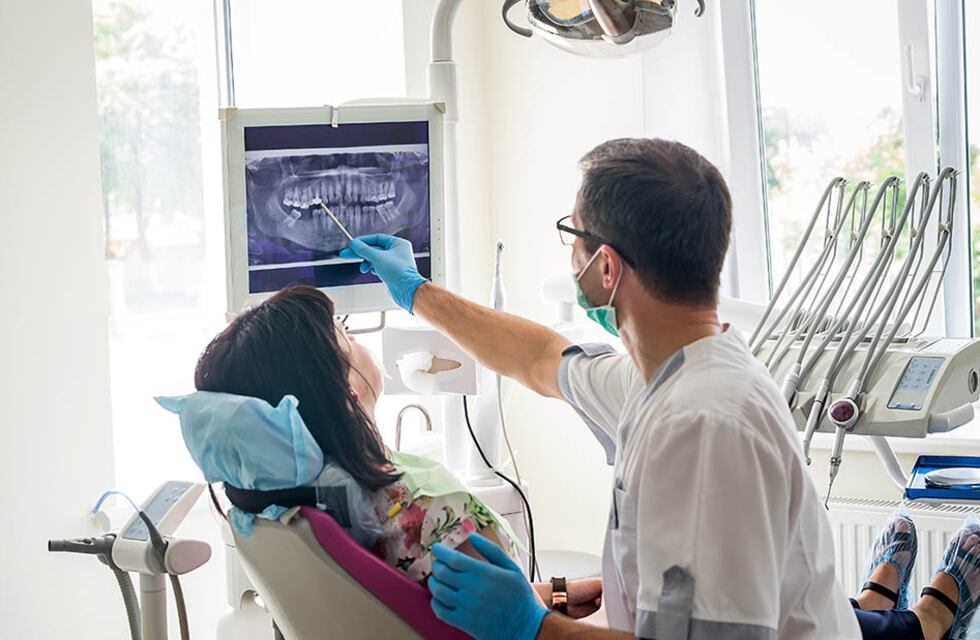 Se le infectó una muela y le sacaron 12 dientes: el terrible caso de mala praxis en un niño de 5 años